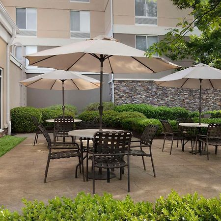 Hilton Garden Inn Raleigh Capital Blvd I-540 Buitenkant foto